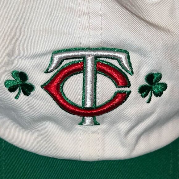 47’ Brand Minnesota Twins Green St Patricks Day Logo Adjustable Baseball Hat - Picture 10 of 10